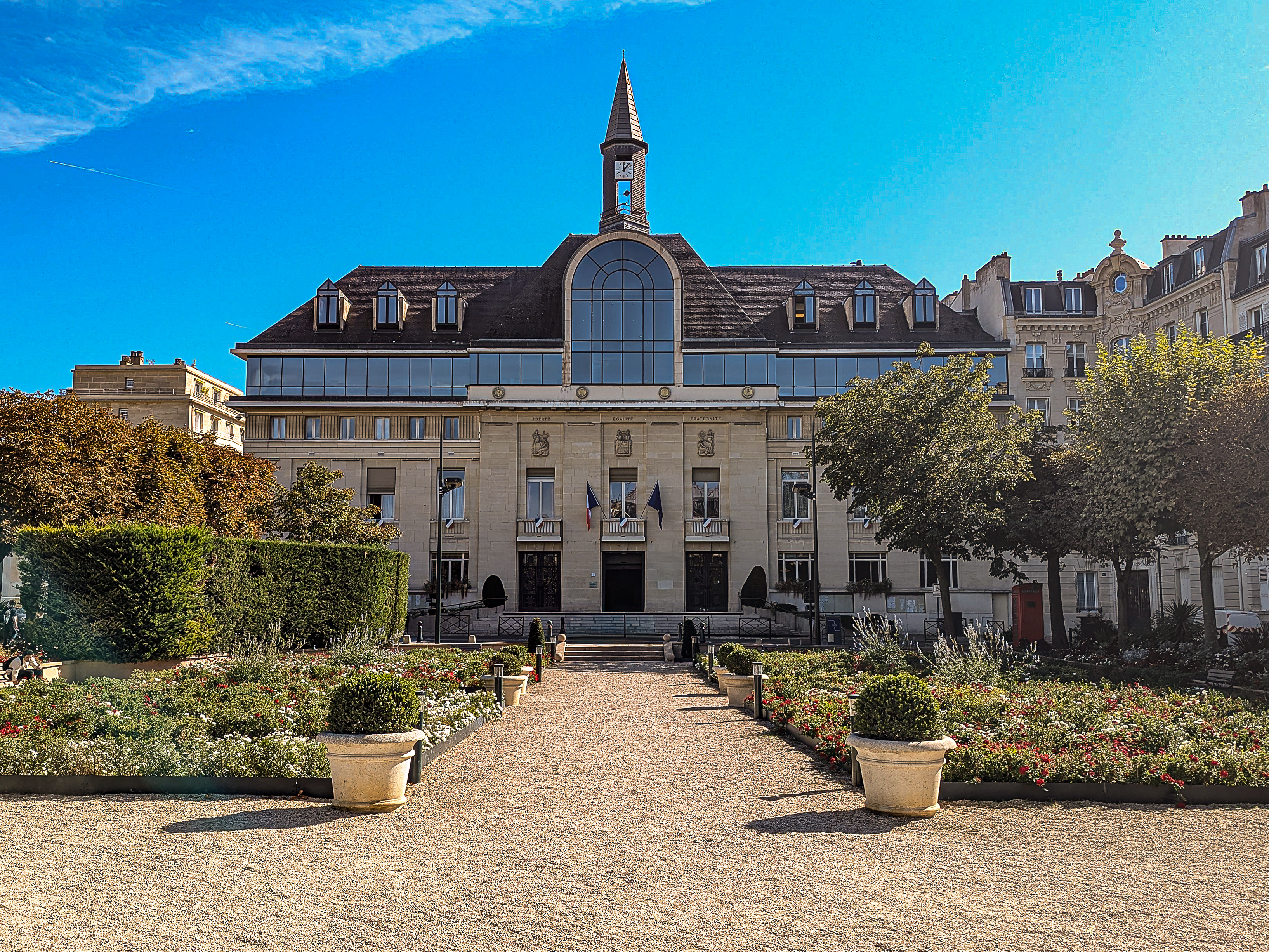 Rue arborée de Saint-Mandé